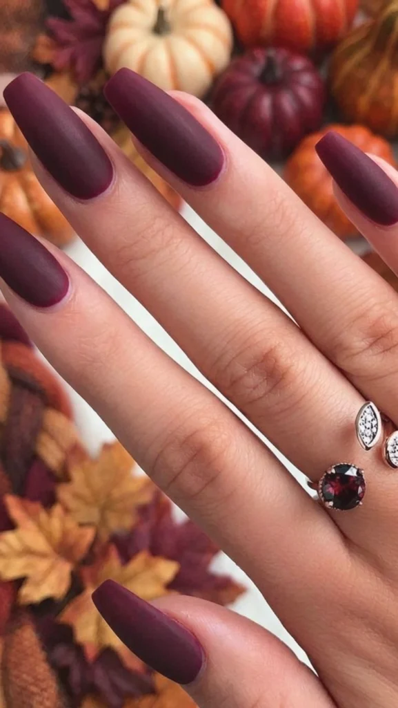 Wine Red nails – dunkel, elegant, herbstlich